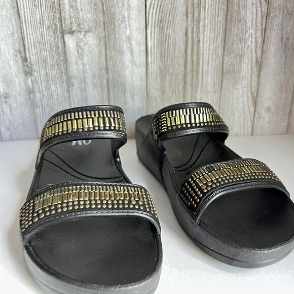 Slip on sandals, black w gold beads on straps, size 8 US - Picture 8 of 16